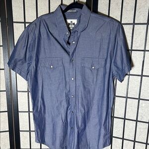 Express Short-Sleeve Chambray Button-Up Shirt - Blue